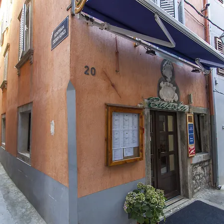 Πανσιόν Floreus