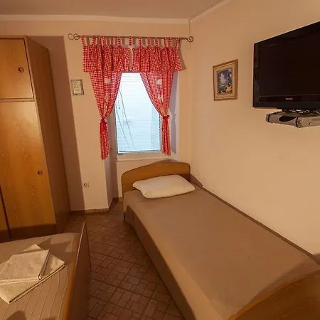 Πανσιόν Floreus 3*