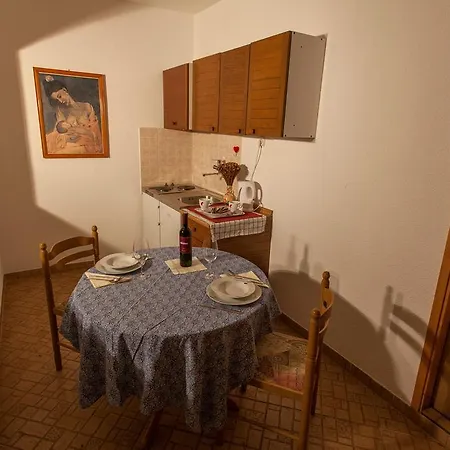 Guest house Floreus 3*