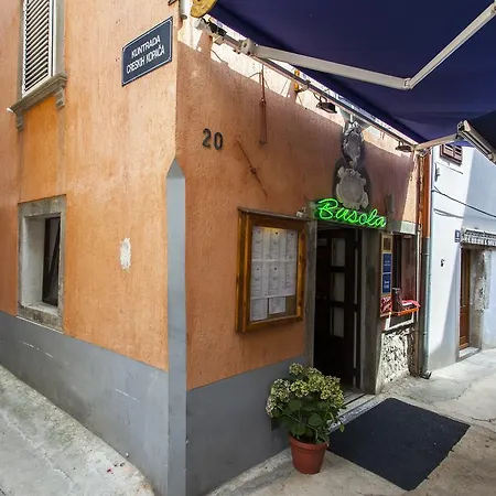 Πανσιόν Floreus 3*