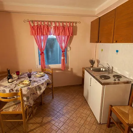 Floreus Guest house